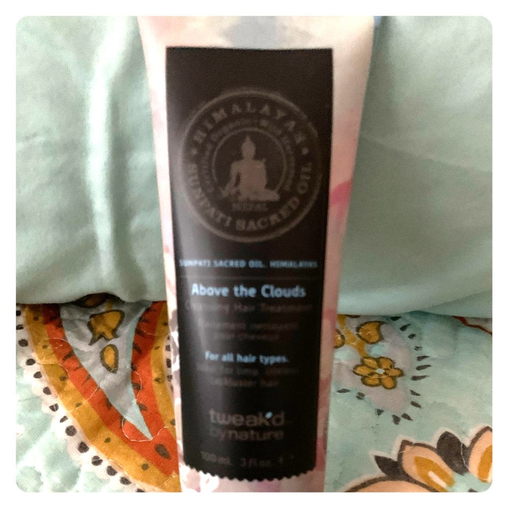 Tweak’d by Nature Cleansing hair treatment